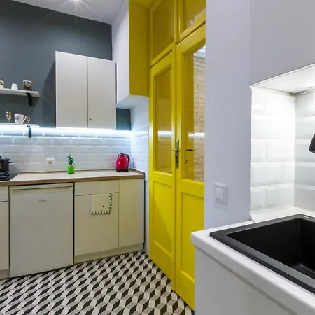 Loft Near Polytechnic Διαμέρισμα Λβιβ